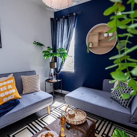 Flat 5, Super King Bed, Free Parking, Workspace, Free Wi-Fi Nottingham Exterior foto